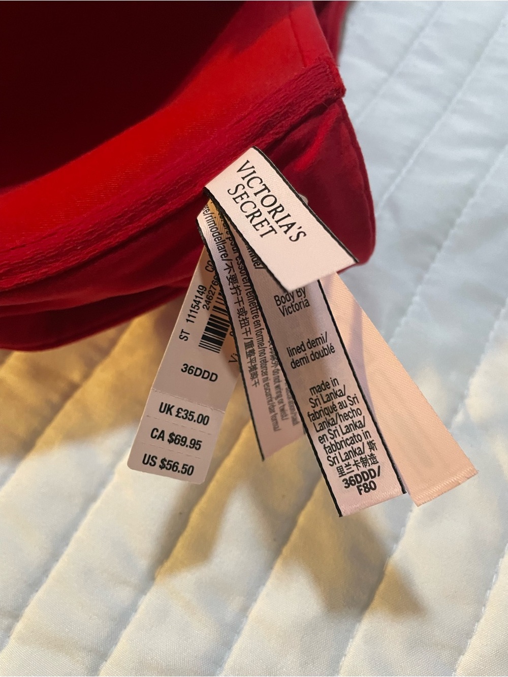 36DDD Victoria’s Secret Front Close Demi - Picture 3 of 4